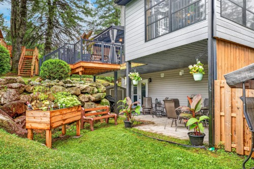 Patio - 16A  - 16B Route De Duchesnay, Sainte-Catherine-De-La-Jacques-Cartier, QC - Outdoor With Deck Patio Veranda With Exterior