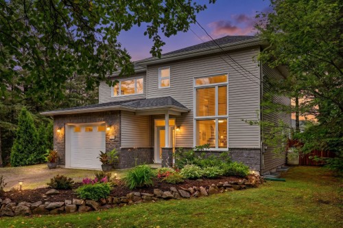 Front of Structure - 16A  - 16B Route De Duchesnay, Sainte-Catherine-De-La-Jacques-Cartier, QC - Outdoor