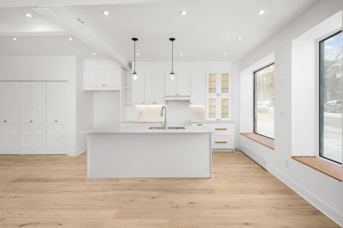 352 Boul St Joseph O — photo 1