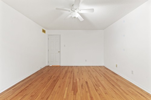 Master Bedroom - 40 Rue Jean-De La Fontaine, Gatineau (Aylmer), QC - Indoor Photo Showing Other Room