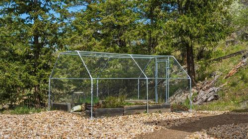 8964 Davidson Place, Vernon, BC - Outdoor
