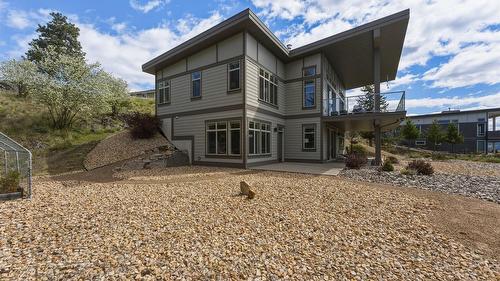 8964 Davidson Place, Vernon, BC - Outdoor