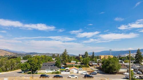 401-265 Froelich Road, Kelowna, BC - Outdoor With View