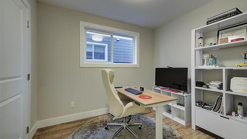 2383 Hawks Boulevard, West Kelowna, BC - Indoor Photo Showing Office