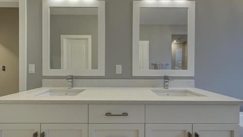2383 Hawks Boulevard, West Kelowna, BC - Indoor Photo Showing Bathroom