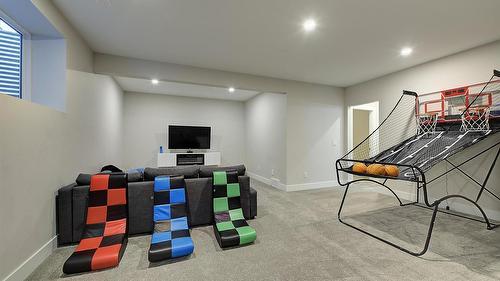 2383 Hawks Boulevard, West Kelowna, BC - Indoor