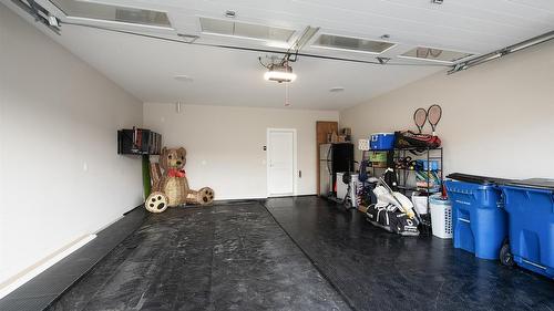 2383 Hawks Boulevard, West Kelowna, BC - Indoor Photo Showing Garage