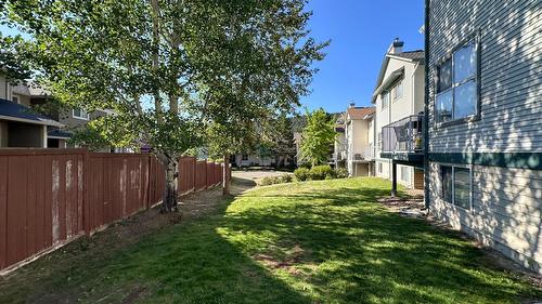 20-1920 Hugh Allan Drive, Kamloops, BC - Outdoor