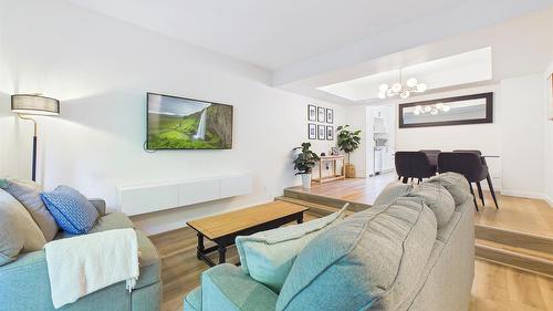 162-1995 Burtch Road, Kelowna, BC - Indoor