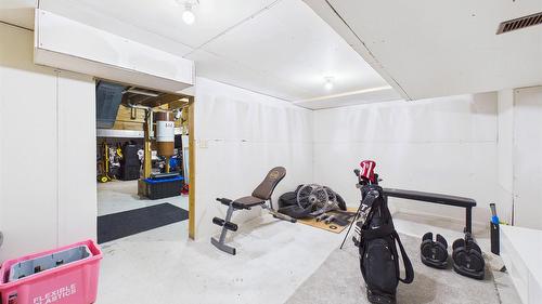 162-1995 Burtch Road, Kelowna, BC - Indoor