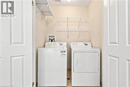 5065 Serena Drive, Beamsville, ON - Indoor Photo Showing Laundry Room