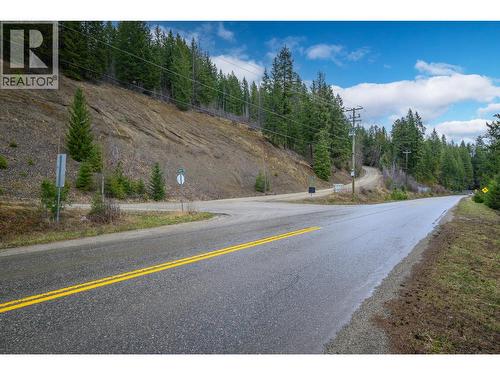 turn left off Anglemont Road - 6474 Deer Run Road Lot# 11, Magna Bay, BC 