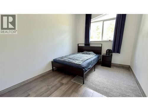 155 Caitlin Road, Christina Lake, BC - Indoor Photo Showing Bedroom