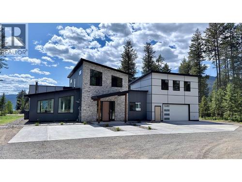 155 Caitlin Road, Christina Lake, BC - Outdoor With Facade