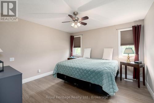Primary Bedroom - 22 Lanark Drive, Belleville (Belleville Ward), ON - Indoor Photo Showing Bedroom