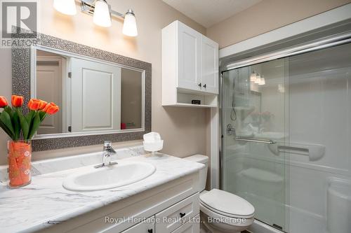 Primary Ensuite - 22 Lanark Drive, Belleville (Belleville Ward), ON - Indoor Photo Showing Bathroom
