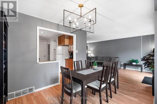 10 Estelle Crescent, Ottawa, ON - Indoor Photo Showing Dining Room
