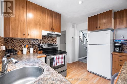 10 Estelle Crescent, Ottawa, ON - Indoor Photo Showing Kitchen