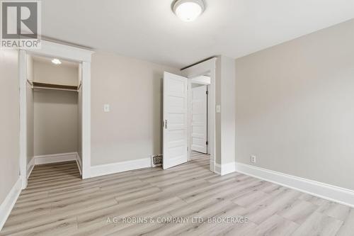 6345 Barker Street, Niagara Falls (Dorchester), ON - Indoor Photo Showing Other Room