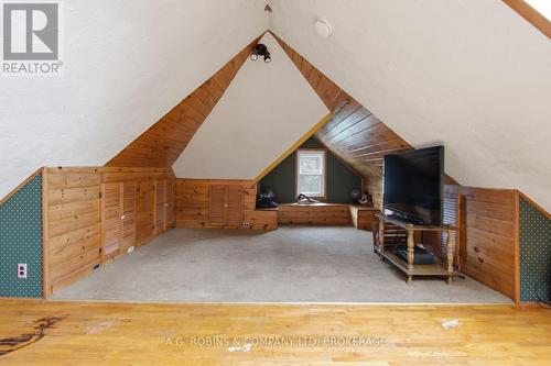 6345 Barker Street, Niagara Falls (Dorchester), ON - Indoor Photo Showing Other Room