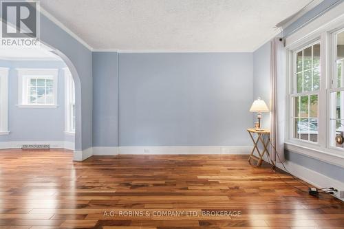 6345 Barker Street, Niagara Falls (Dorchester), ON - Indoor Photo Showing Other Room