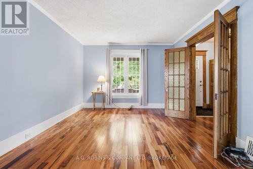 6345 Barker Street, Niagara Falls (Dorchester), ON - Indoor Photo Showing Other Room