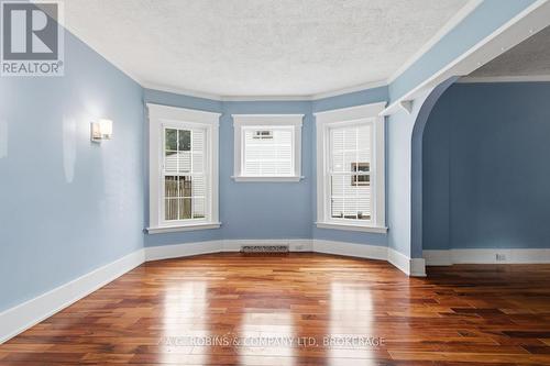 6345 Barker Street, Niagara Falls (Dorchester), ON - Indoor Photo Showing Other Room