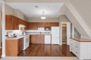 #433-650 Berwick Rd North, Qualicum Beach, BC  - Indoor Photo Showing Kitchen With Double Sink 