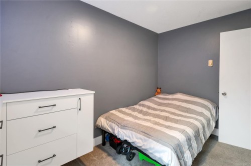 230 Carolyn Rd, Campbell River, BC 