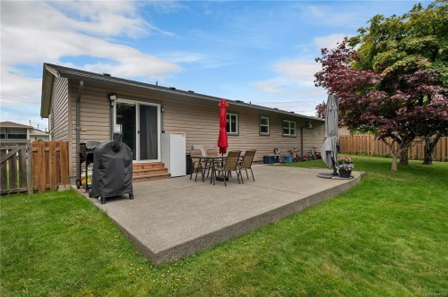 230 Carolyn Rd, Campbell River, BC 