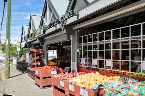 2471 Dryfe St, Oak Bay, BC 