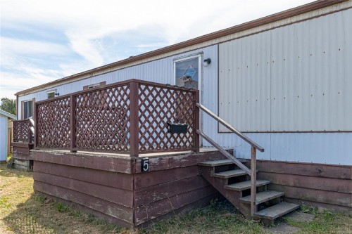 #5-124 Cooper Rd, View Royal, BC 