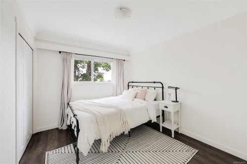 3128 Quadra St, Victoria, BC 