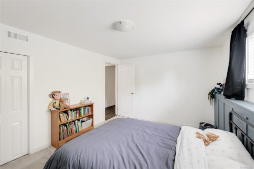 3128 Quadra St, Victoria, BC 