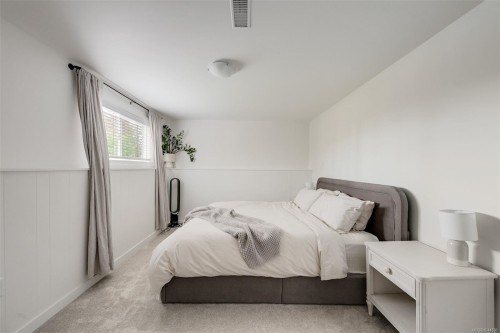 3128 Quadra St, Victoria, BC 