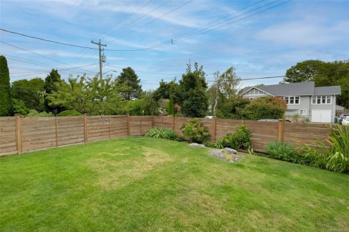 3128 Quadra St, Victoria, BC 