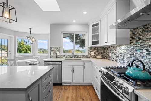 923 Whisperwind Pl, Langford, BC 