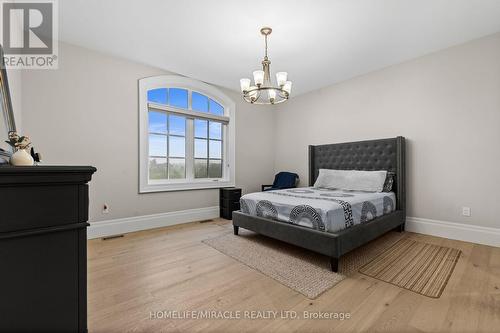 19 - 105 Perryman Court, Erin, ON - Indoor Photo Showing Bedroom