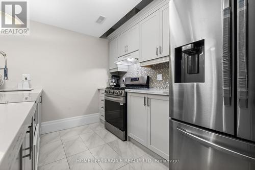 19 - 105 Perryman Court, Erin, ON - Indoor Photo Showing Kitchen