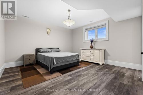 19 - 105 Perryman Court, Erin, ON - Indoor Photo Showing Bedroom