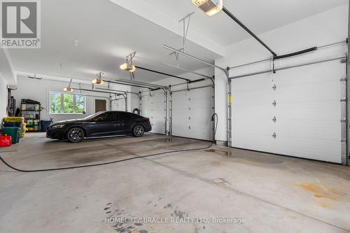 19 - 105 Perryman Court, Erin, ON - Indoor Photo Showing Garage