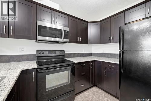 312 3822 Dewdney Avenue E, Regina, SK - Indoor Photo Showing Kitchen