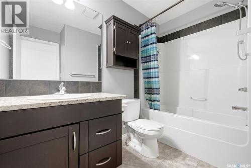 312 3822 Dewdney Avenue E, Regina, SK - Indoor Photo Showing Bathroom