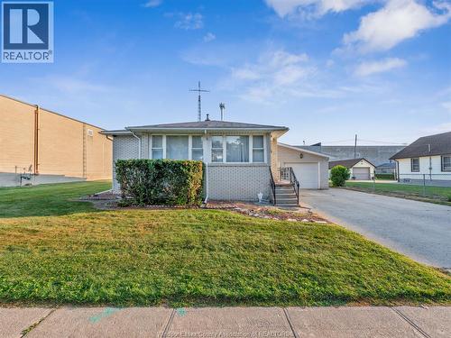 43 Clark Street West, Leamington, ON - Outdoor