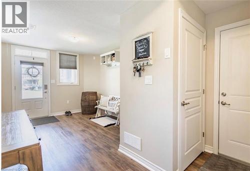 10 Egleston Lane, Ancaster, ON - Indoor