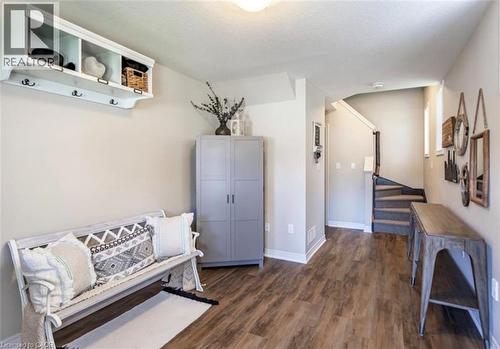 10 Egleston Lane, Ancaster, ON - Indoor Photo Showing Other Room