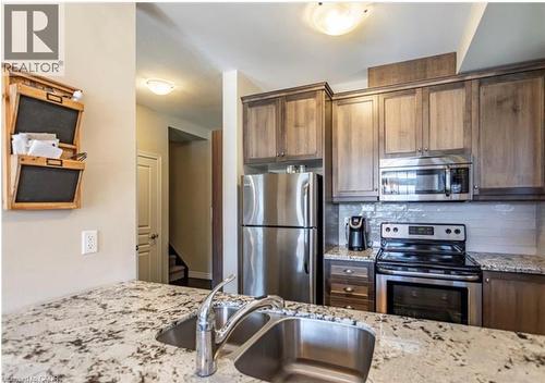 10 Egleston Lane, Ancaster, ON - Indoor Photo Showing Kitchen With Double Sink With Upgraded Kitchen