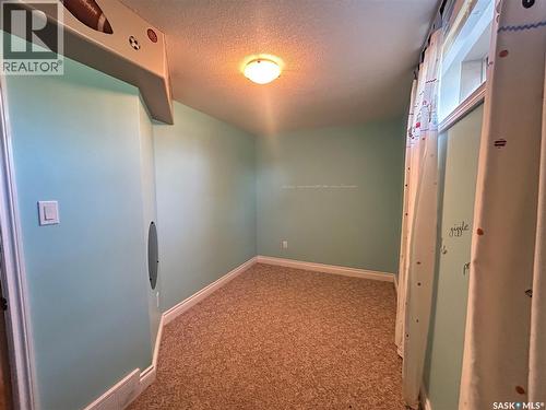 1 Telfer Bay, Prince Albert, SK - Indoor Photo Showing Other Room