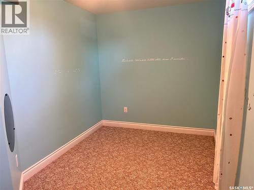 1 Telfer Bay, Prince Albert, SK - Indoor Photo Showing Other Room