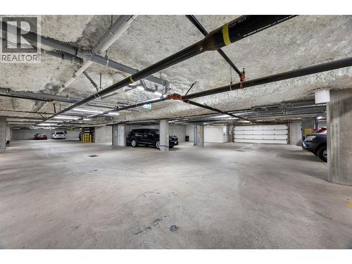 651 Dunes Drive Unit# 306, Kamloops, BC - Indoor Photo Showing Garage